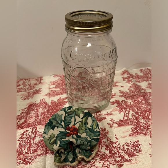 NWOT LONGABERGER GLASS MASON JAR w/ CHRISTMAS LID COVER. - Picture 3 of 10